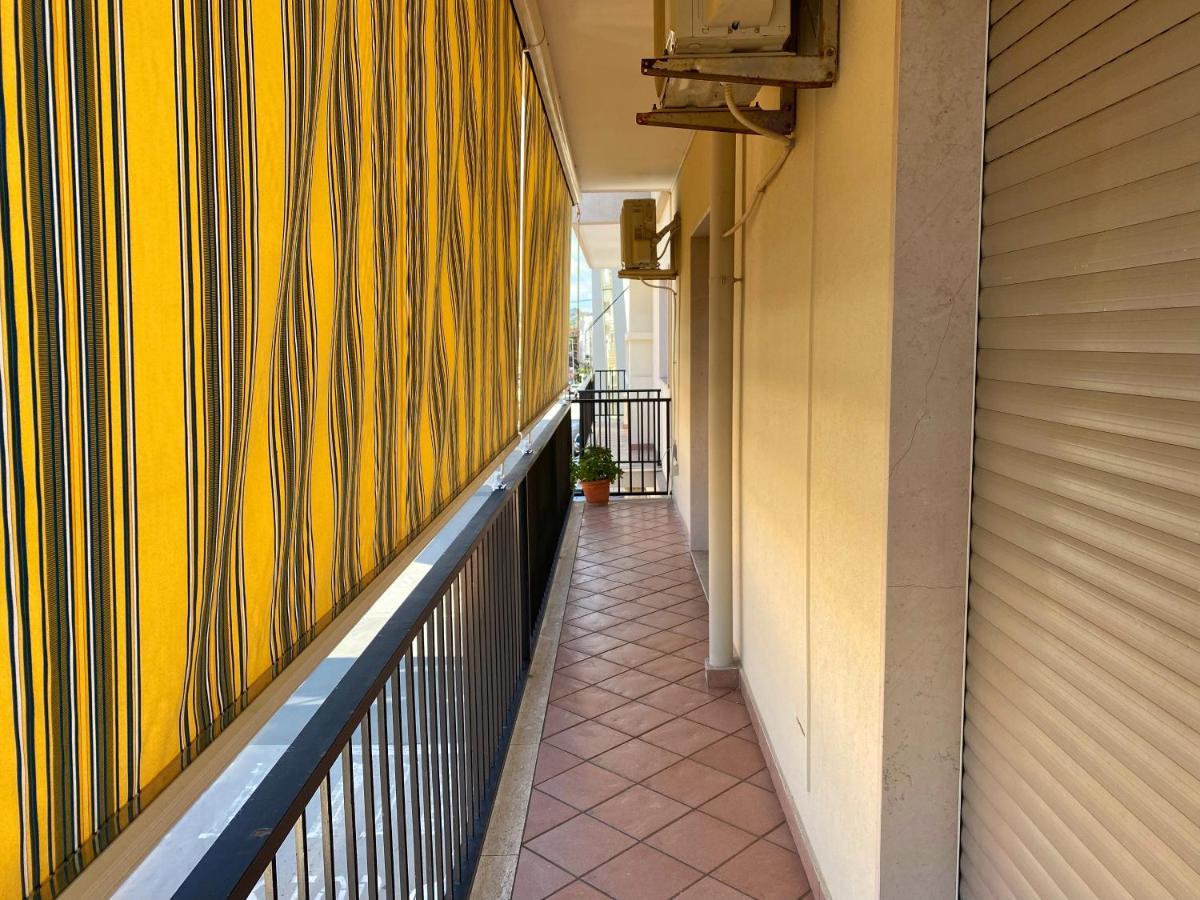 Appartamento "Terre Dorate" Grottaglie Bagian luar foto