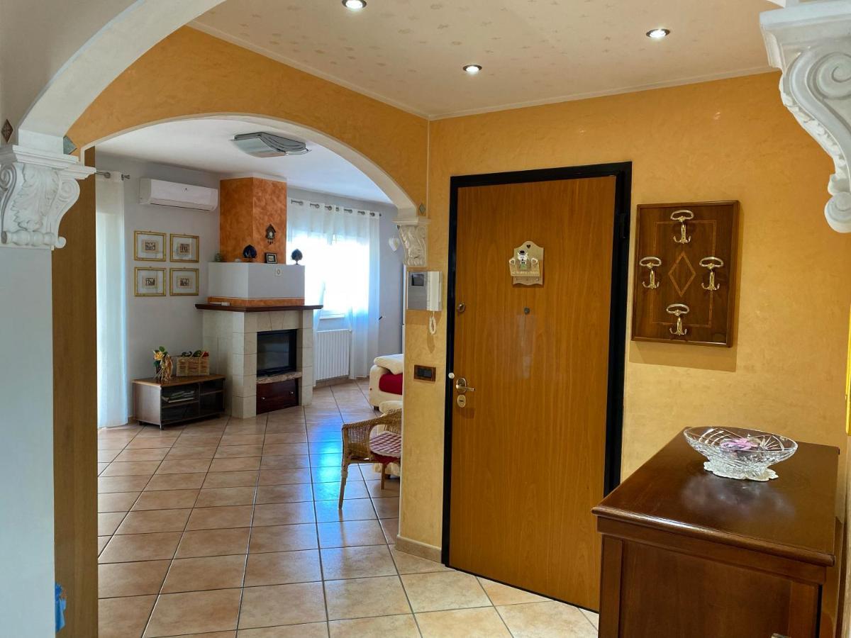 Appartamento "Terre Dorate" Grottaglie Bagian luar foto